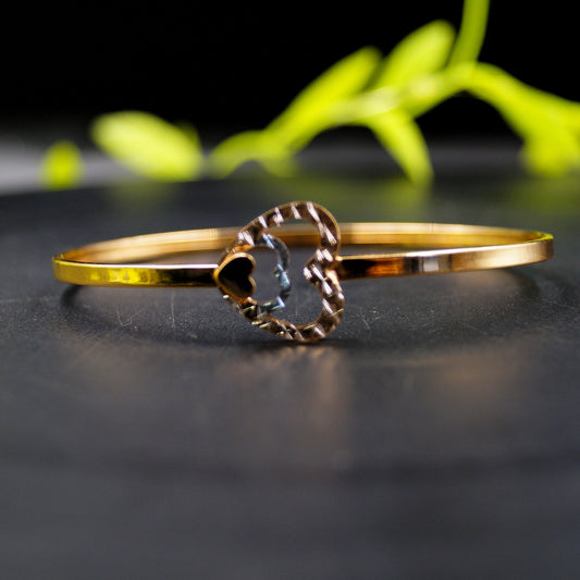 Women's Gold Bracelet with Side Profile Heart Design