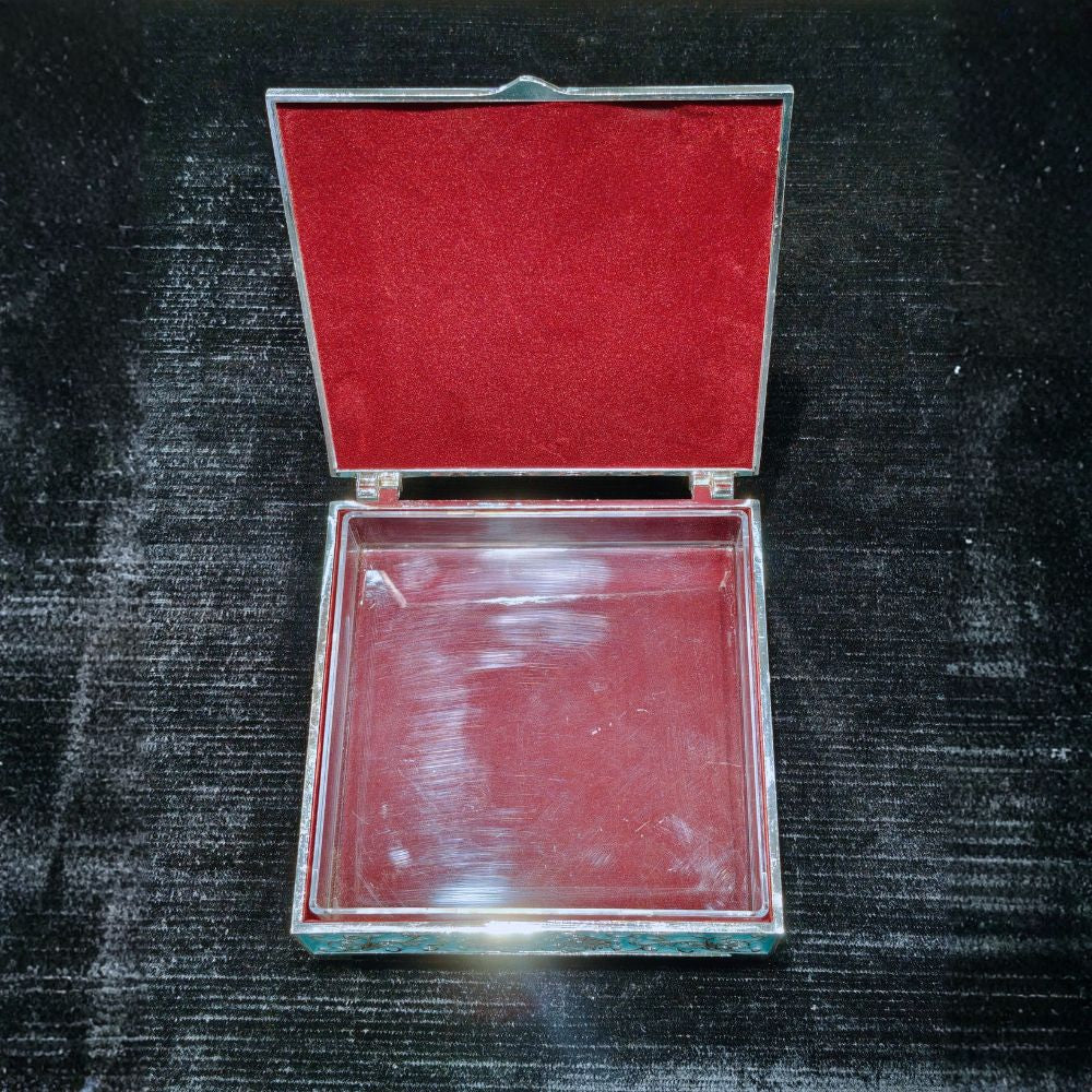 Elegant Silver-Plated Decorative Box
